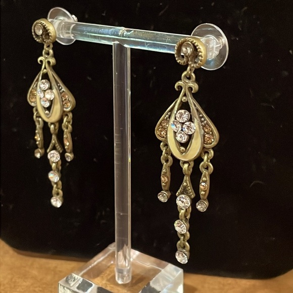 Chandelier cream color enamel clear & amber rhinestones set in antique brass - Picture 3 of 5